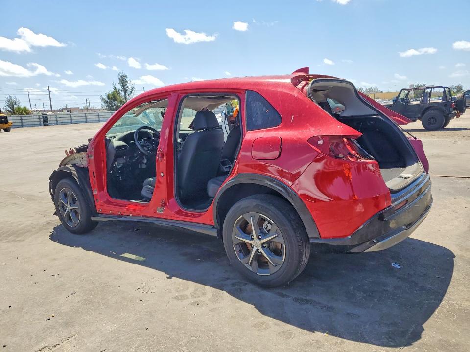 3CZRZ1H70PM737687 2023 HONDA HR-V photo no. 2
