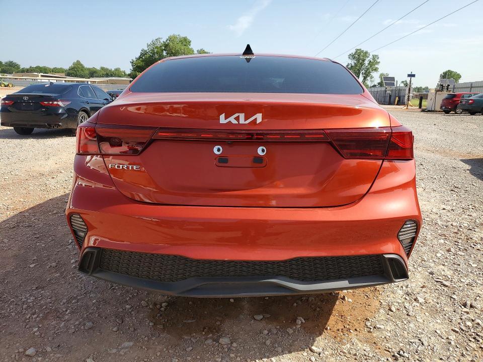 2023 KIA FORTE LXS — Фото 6 из 12
