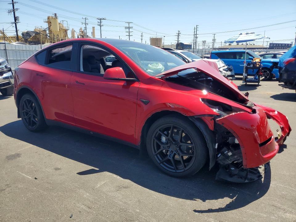 2023 TESLA MODEL Y — Фото 4 из 13