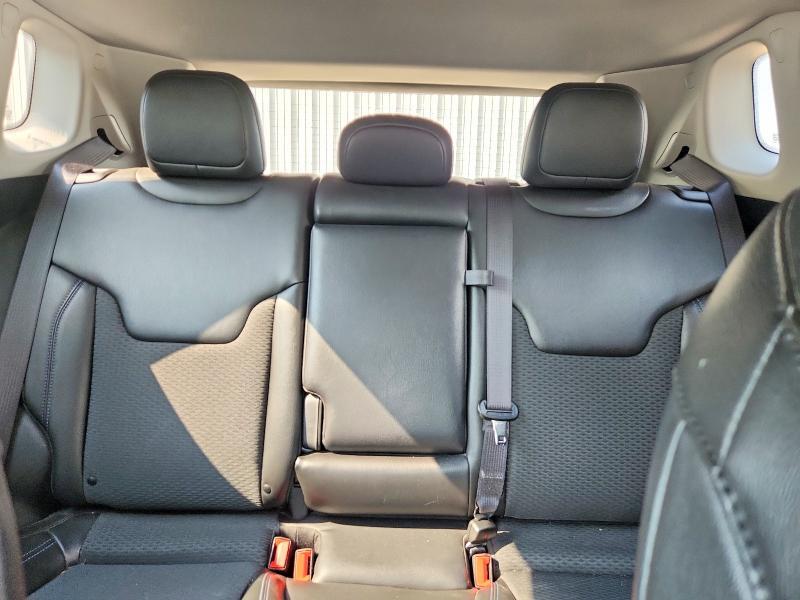 2022 JEEP COMPASS LATITUDE — Фото 10 из 13