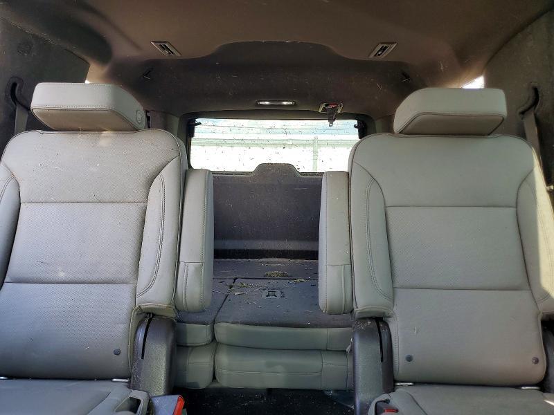 2022 GMC YUKON SLT — Фото 10 из 13