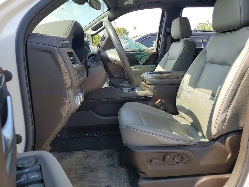 2022 GMC YUKON SLT — Фото 7 из 13