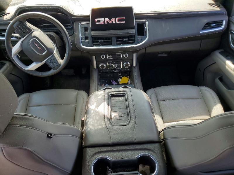 2022 GMC YUKON SLT — Фото 8 из 13