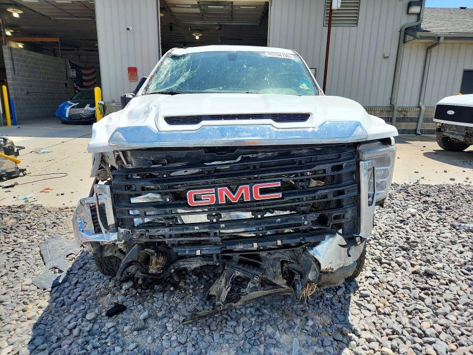 2022 GMC SIERRA K2500 HEAVY DUTY — Фото 5 из 12
