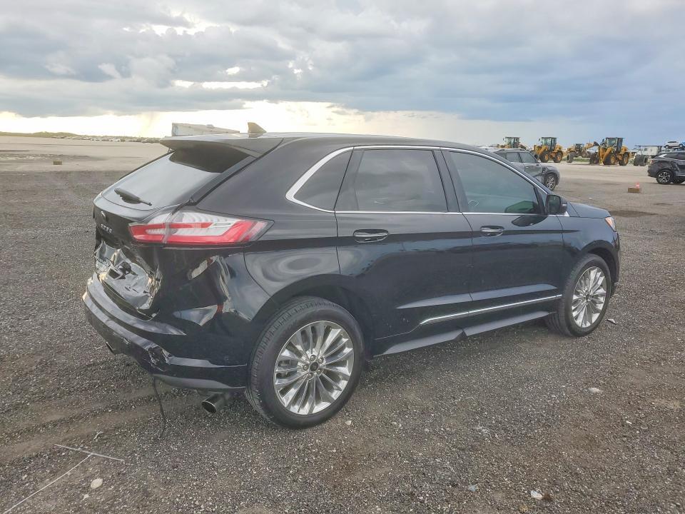 2022 FORD EDGE — Фото 3 из 13