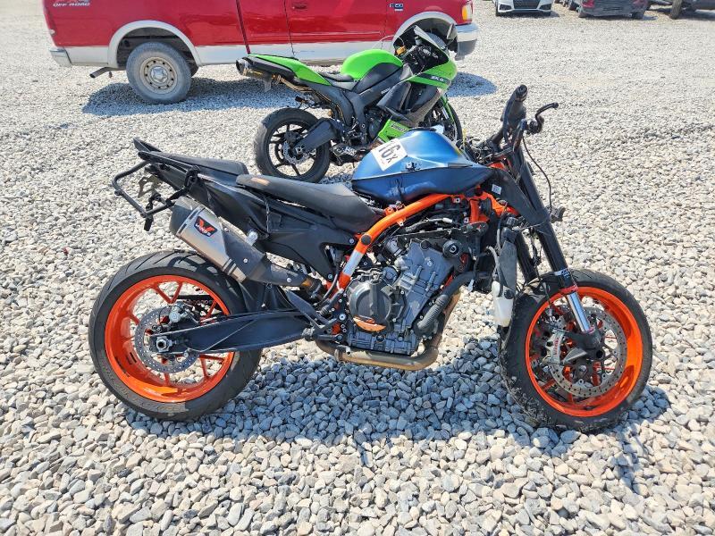 2022 KTM 890 VBKTU9406NM830206