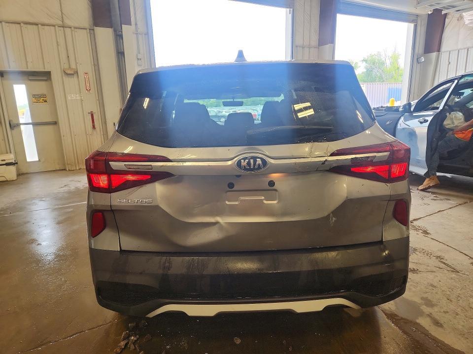 2021 KIA SELTOS LX — Фото 6 из 13