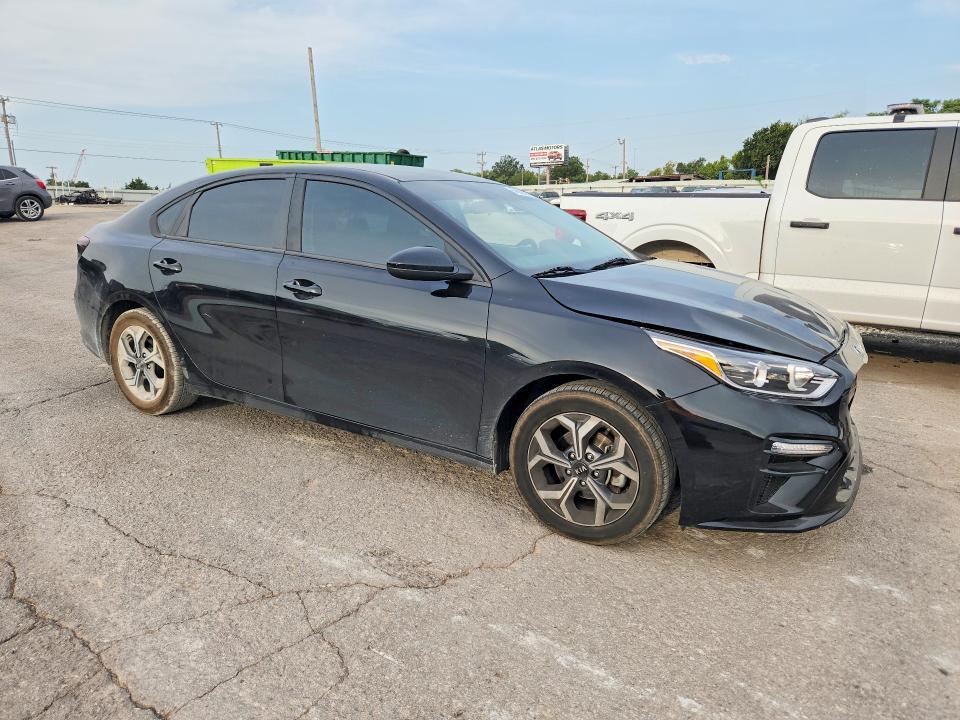 2021 KIA FORTE LXS — Фото 4 из 12