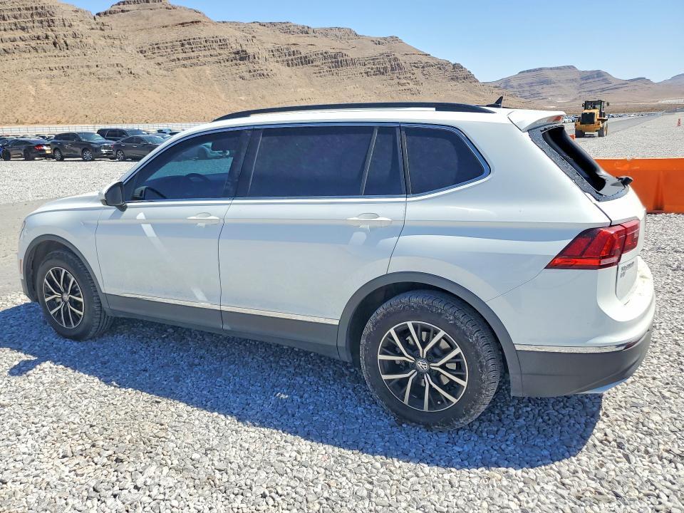 2021 VOLKSWAGEN TIGUAN SE — Фото 2 из 13
