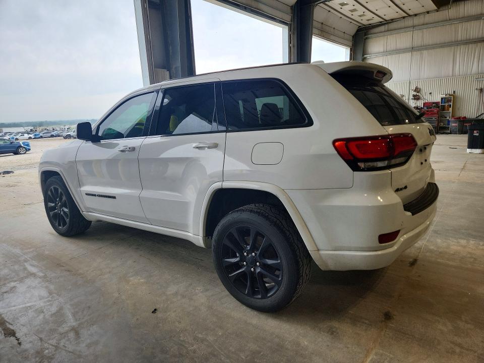 2019 JEEP GRAND CHEROKEE LAREDO — Фото 2 из 12