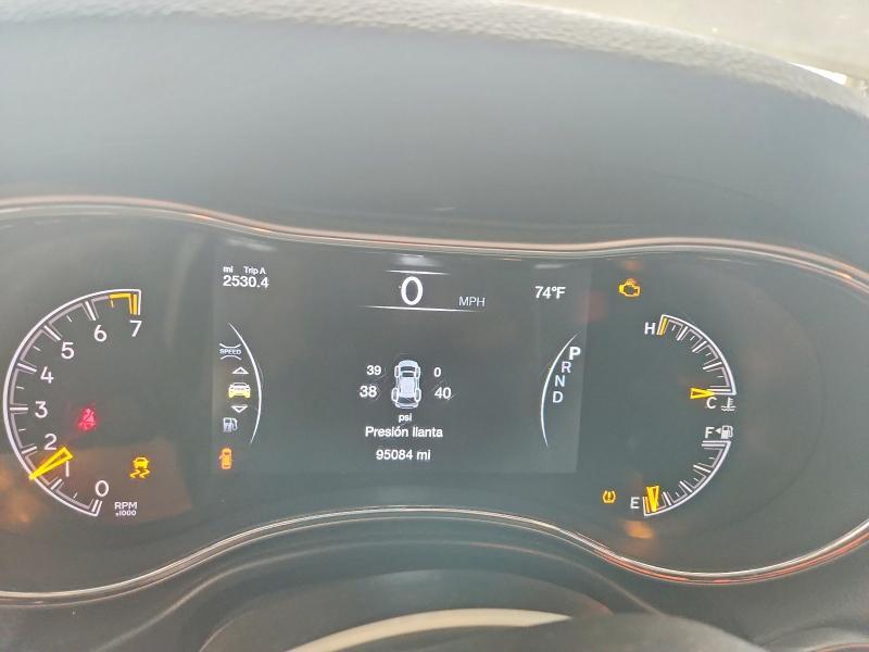 2019 JEEP GRAND CHEROKEE LAREDO — Фото 9 из 12