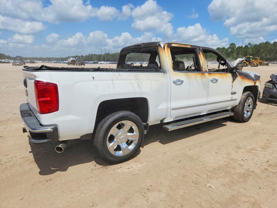 2018 CHEVROLET SILVERADO C1500 LTZ — Фото 3 из 11