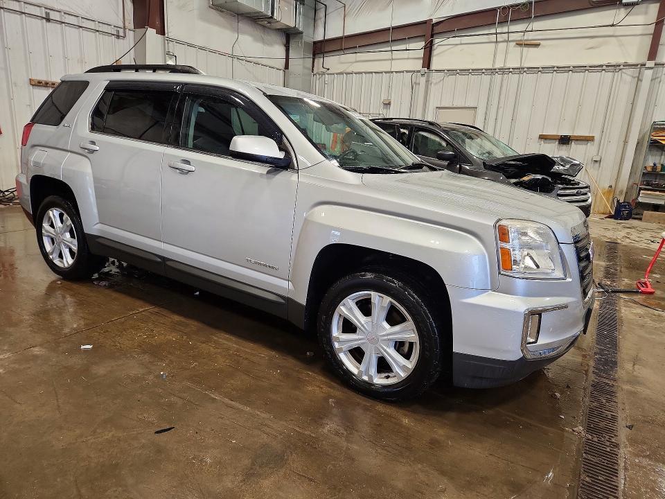 2017 GMC TERRAIN SLE — Фото 4 из 13