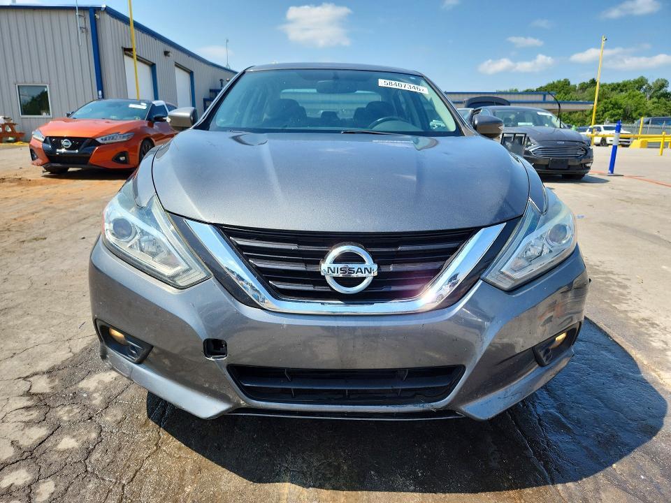 2017 NISSAN ALTIMA 2.5 SV — Фото 5 из 12