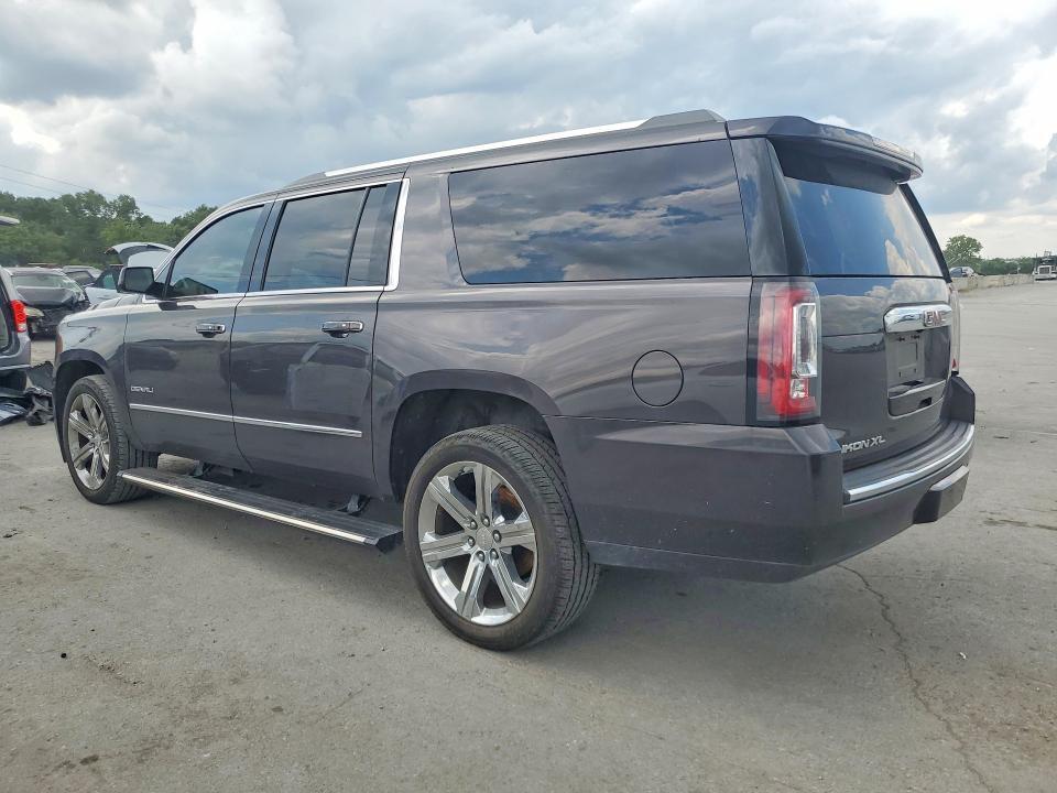 2017 GMC YUKON XL DENALI — Фото 2 из 12