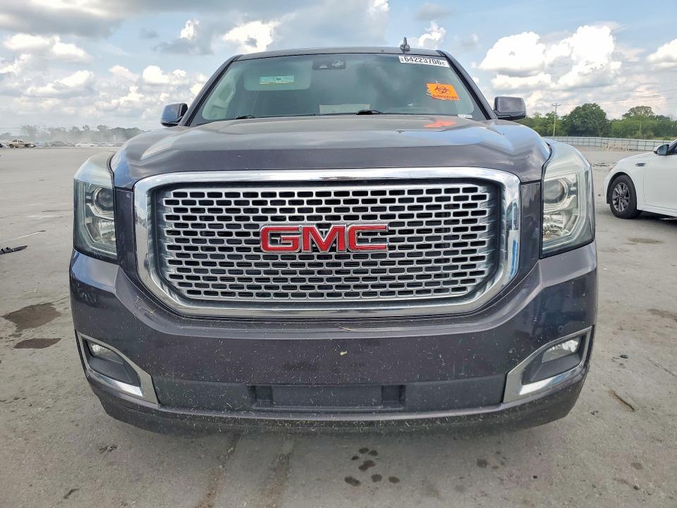 2017 GMC YUKON XL DENALI — Фото 5 из 12