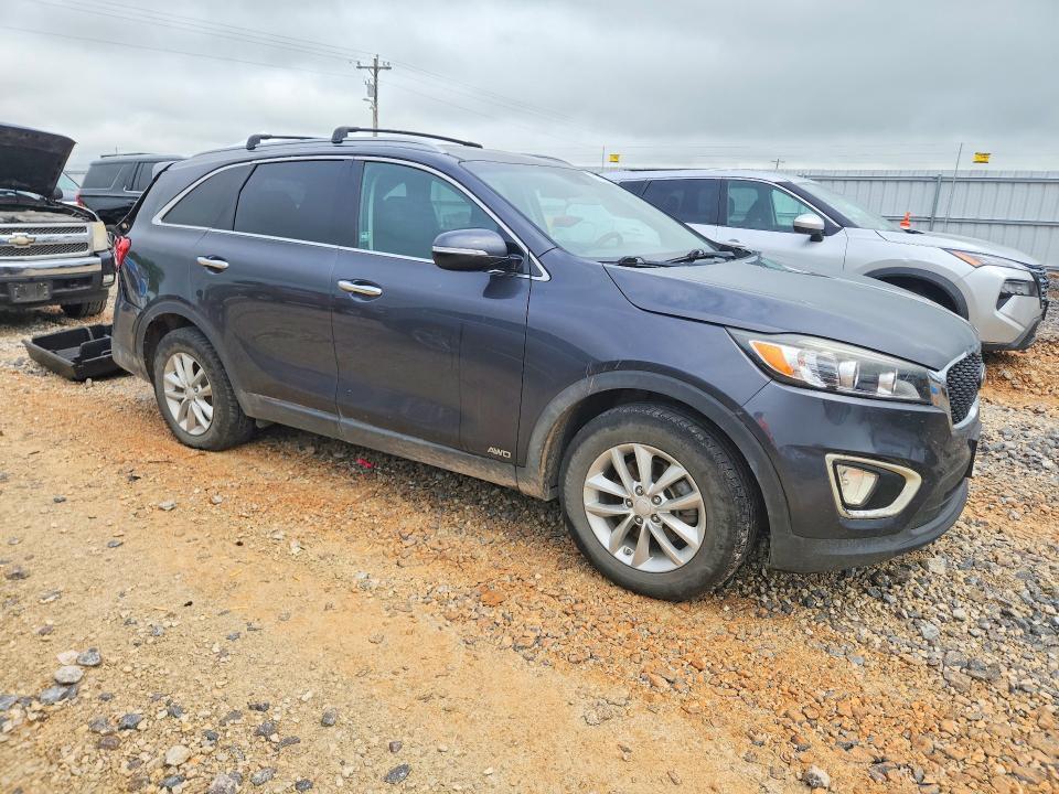 2017 KIA SORENTO LX — Фото 4 из 13