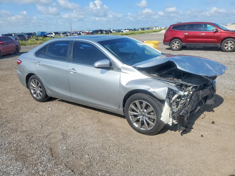 4T1BF1FK2HU713746 2017 TOYOTA CAMRY photo no. 4