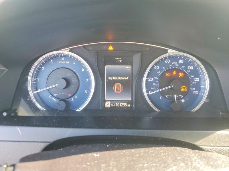 4T1BF1FK2HU713746 2017 TOYOTA CAMRY photo no. 9