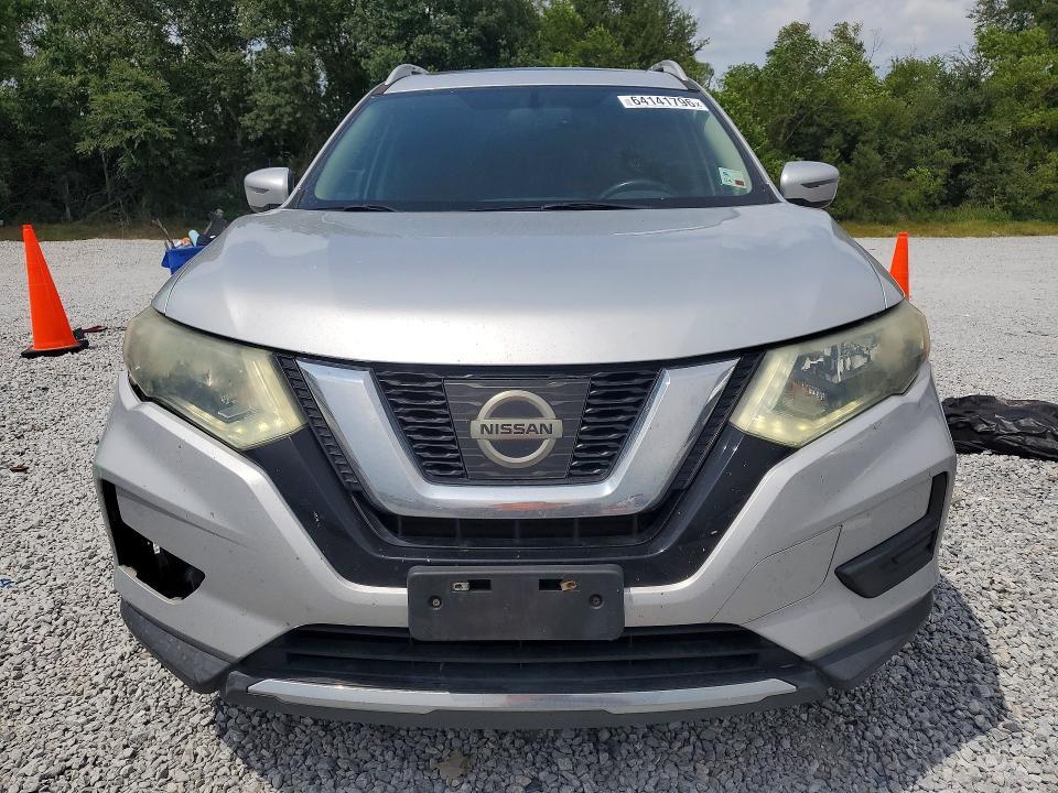 2017 NISSAN ROGUE SV — Фото 5 из 13