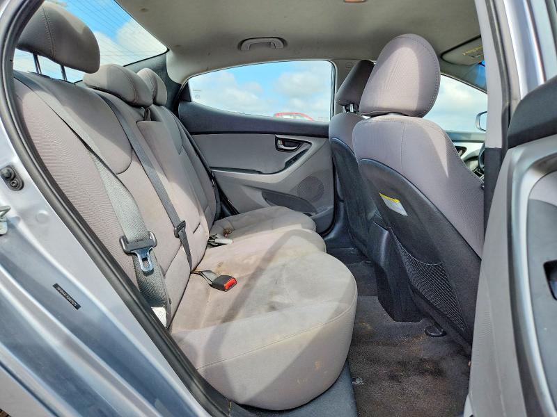 2016 HYUNDAI ELANTRA SE — Фото 10 из 13