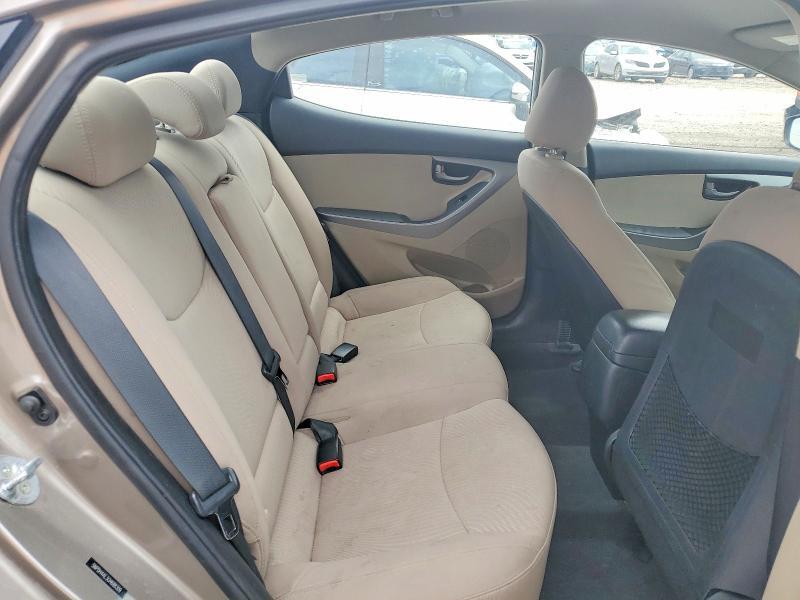 2016 HYUNDAI ELANTRA SE — Фото 10 из 12
