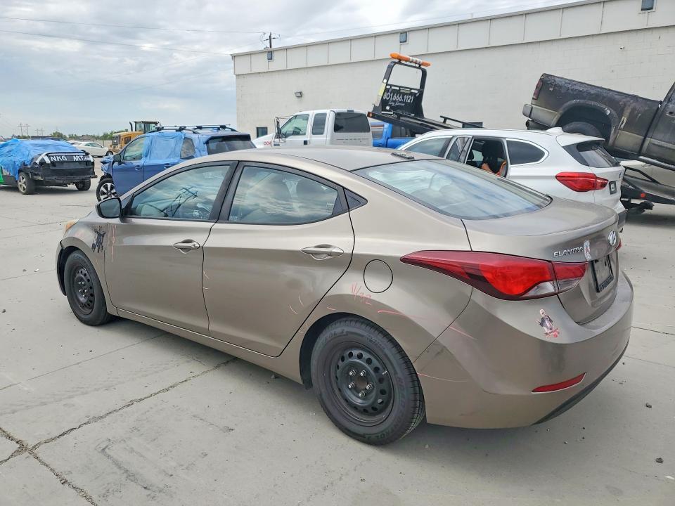 2016 HYUNDAI ELANTRA SE — Фото 2 из 12