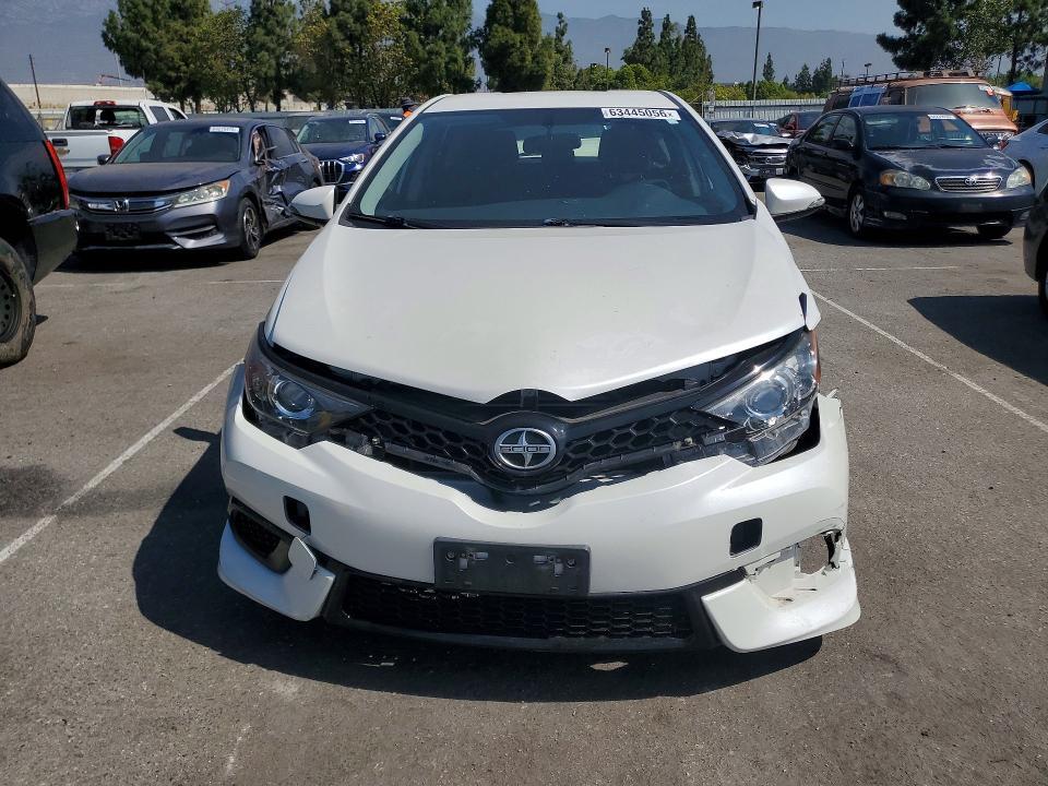 2016 SCION IM BASE — Фото 5 из 12