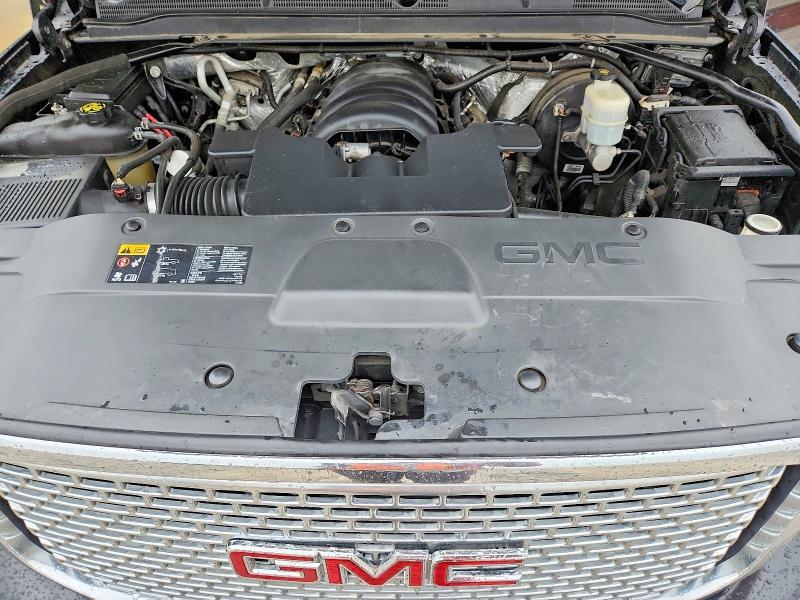 2015 GMC YUKON DENALI — Фото 11 из 13