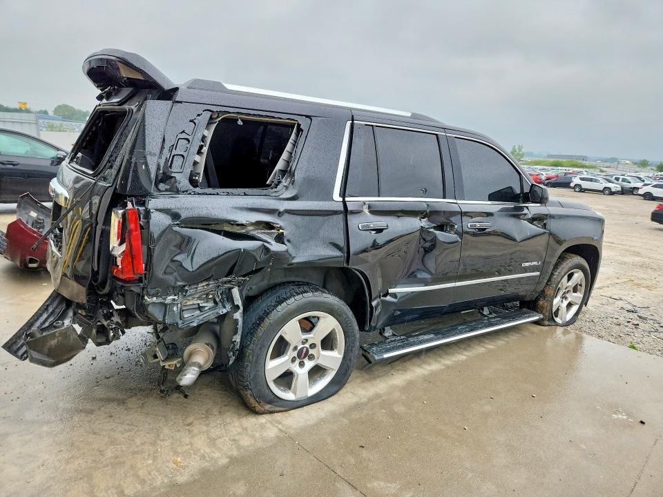 2015 GMC YUKON DENALI — Фото 3 из 13