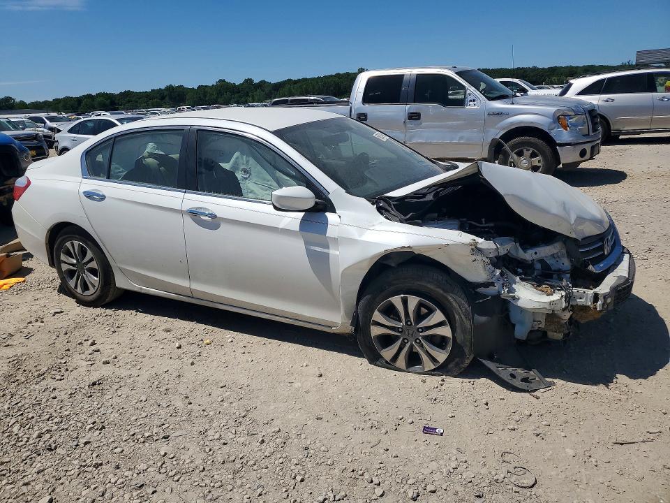 2015 HONDA ACCORD LX — Фото 4 из 12