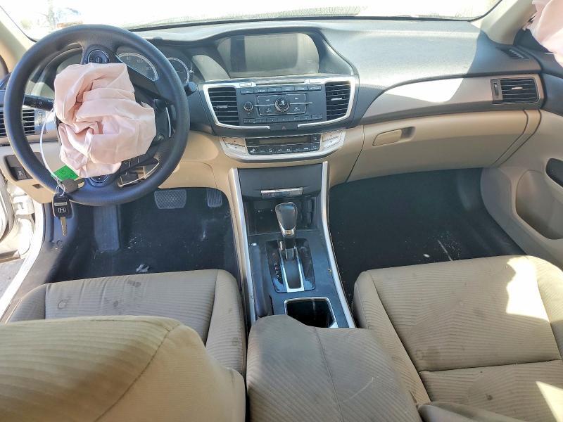 2015 HONDA ACCORD LX — Фото 8 из 12