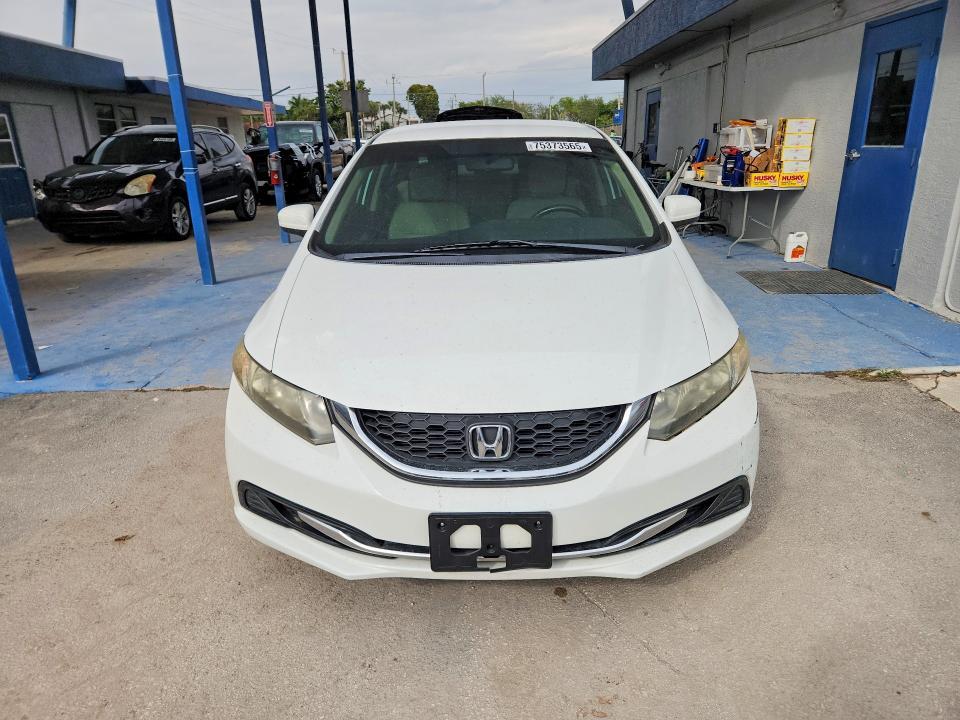 19XFB2F58FE112211 2015 HONDA CIVIC photo no. 5