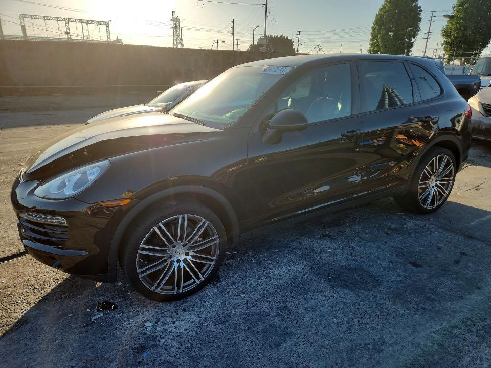 2013 PORSCHE CAYENNE WP1AA2A26DLA06465