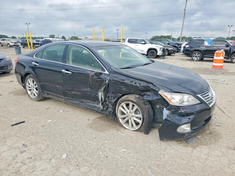 2012 LEXUS ES 350 — Фото 4 из 12