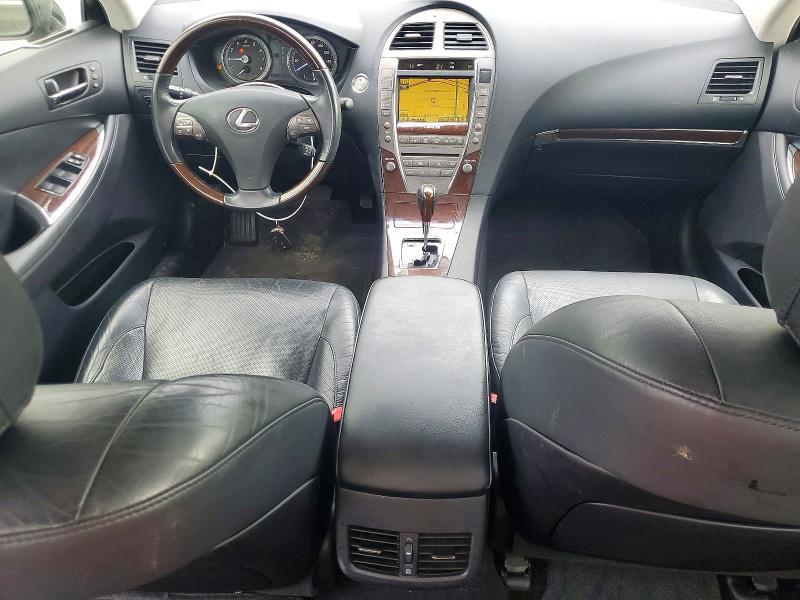 2012 LEXUS ES 350 — Фото 8 из 12
