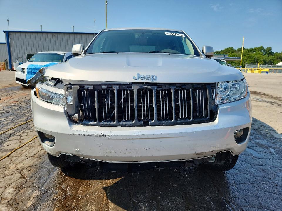 2012 JEEP GRAND CHEROKEE LAREDO — Фото 5 из 14