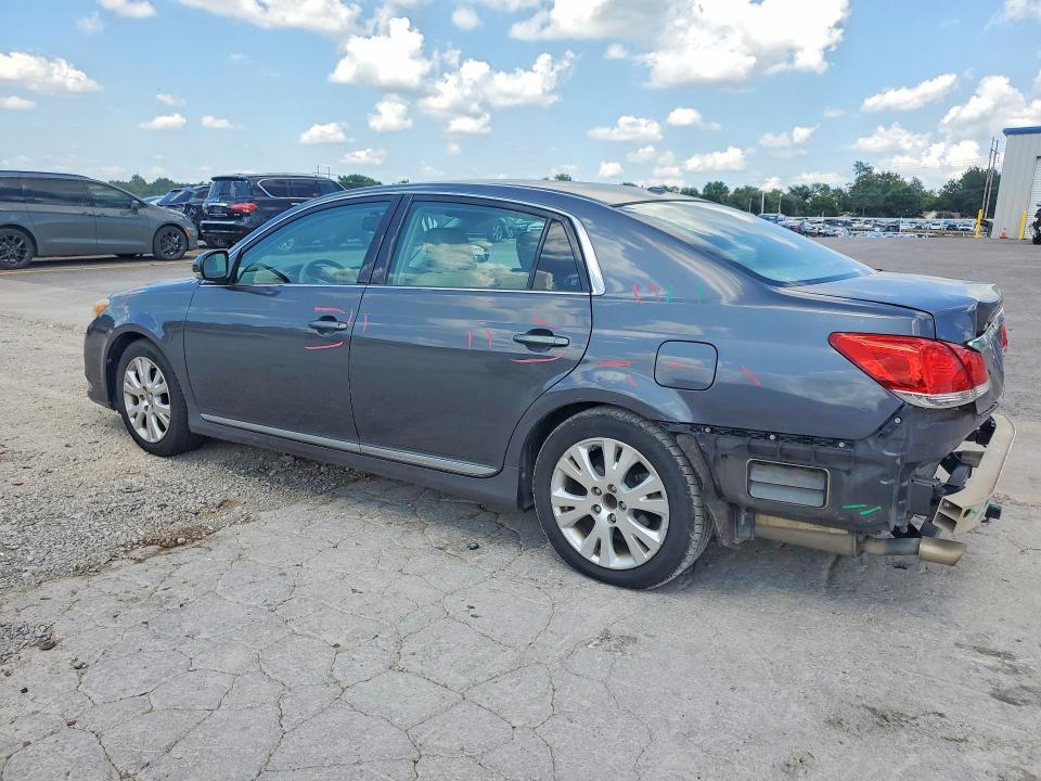 2012 TOYOTA AVALON BASE — Фото 2 из 12