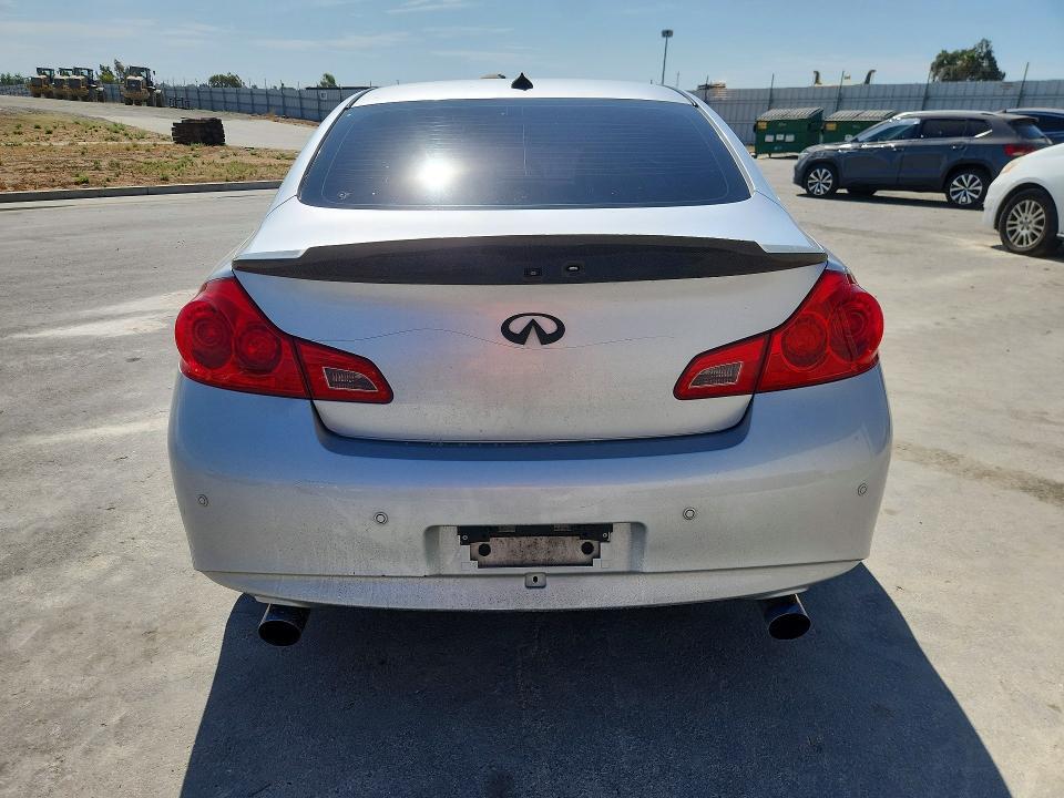 2012 INFINITI G37 SEDAN JOURNEY — Фото 6 из 13