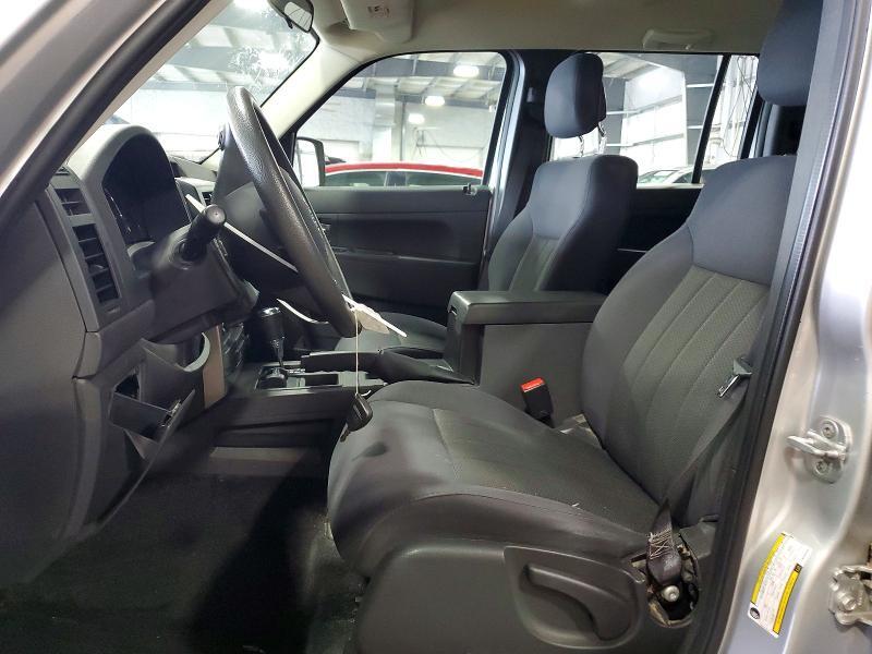 1J4PN2GK4BW555997 2011 JEEP LIBERTY photo no. 7