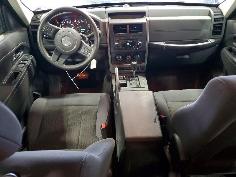 1J4PN2GK4BW555997 2011 JEEP LIBERTY photo no. 8