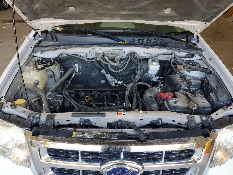 2010 FORD ESCAPE XLT — Фото 12 из 13