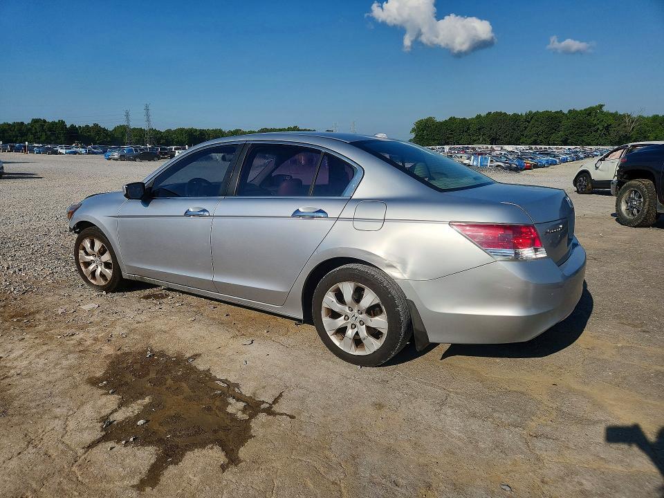1HGCP36898A006345 2008 HONDA ACCORD photo no. 2
