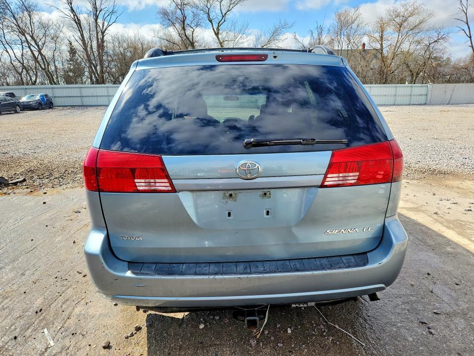 2005 TOYOTA SIENNA LE 7 PASSENGER — Фото 6 из 13