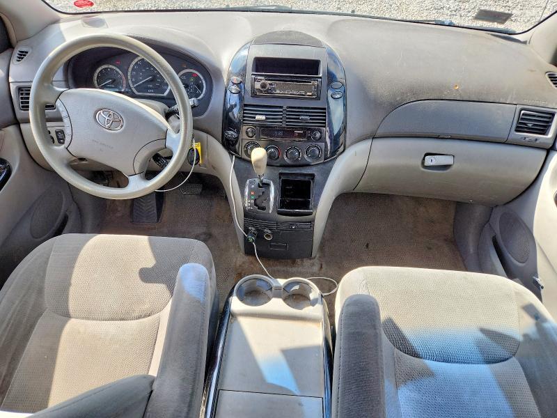 2005 TOYOTA SIENNA LE 7 PASSENGER — Фото 8 из 13