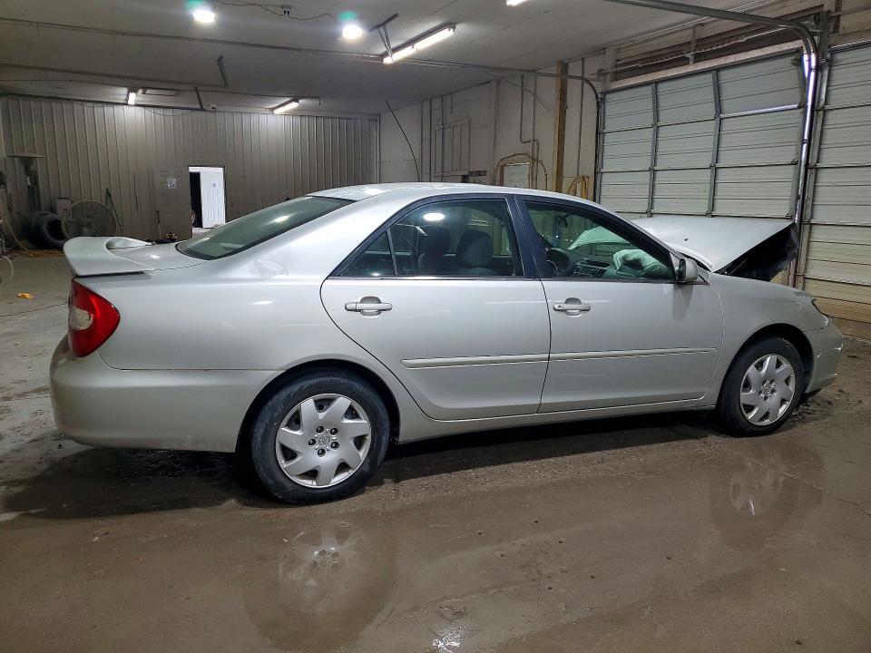 2003 TOYOTA CAMRY SE — Фото 3 из 12