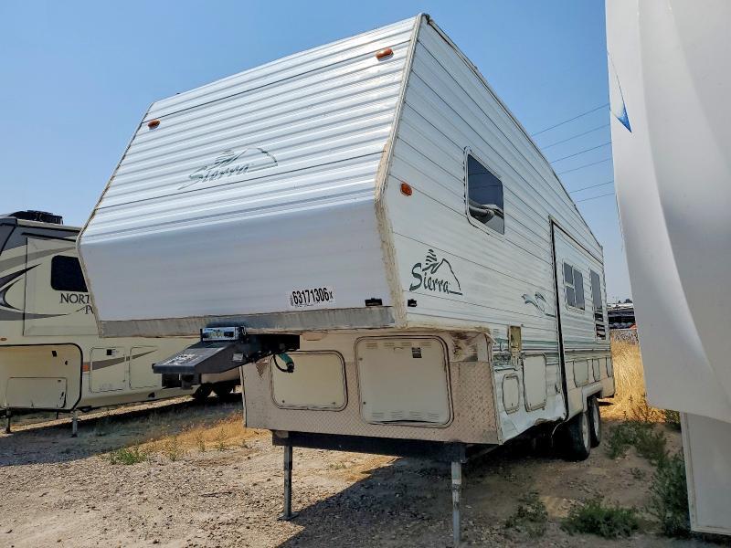 4X4FSEZ22YT120022 2000 FOREST RIVER SIERRA FIFTH WHEEL T photo no. 2
