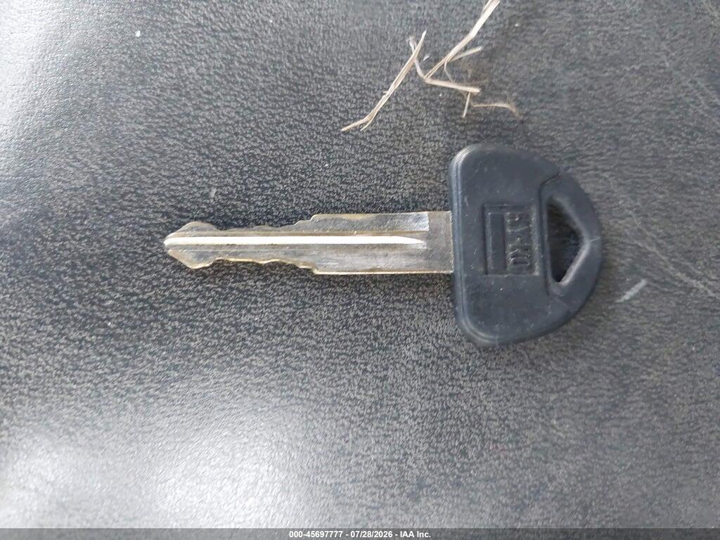 JS3TE62V3Y4103672 2000 SUZUKI GRAND VITARA photo no. 11