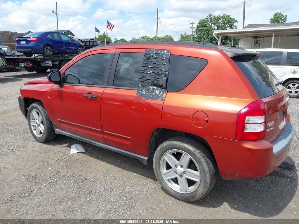 1J8FF47W78D714425 2008 JEEP COMPASS photo no. 3