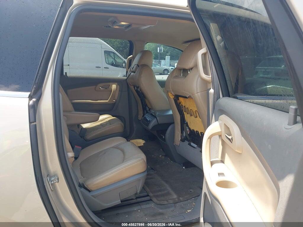 1GNLRGED2AJ246025 2010 CHEVROLET TRAVERSE photo no. 8